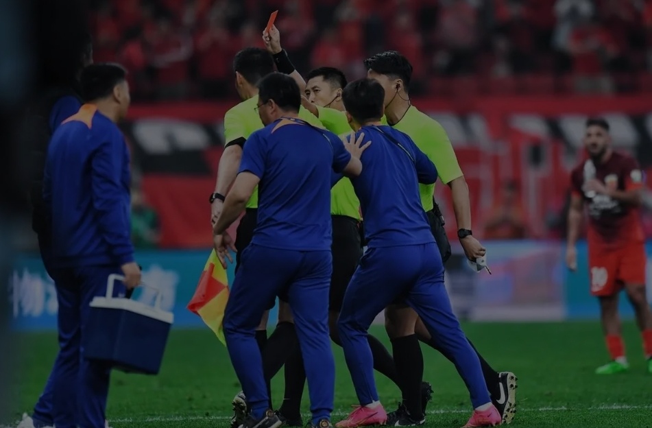 关于中超赛事场面精彩纷呈，球迷赞不绝口的信息